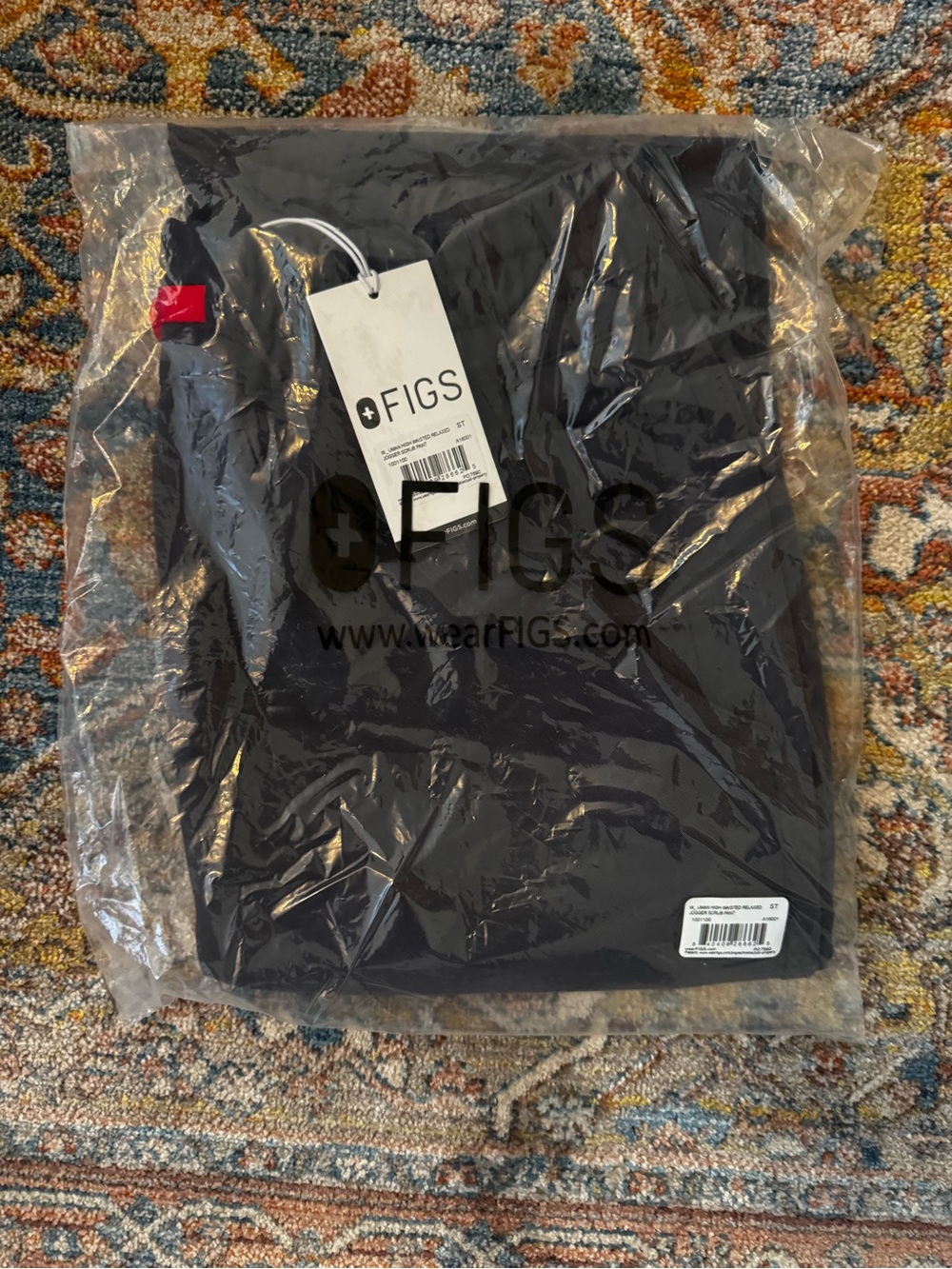 Figs Uman High-Waisted Relaxed Jogger Scrub Pant. Brand new unopened